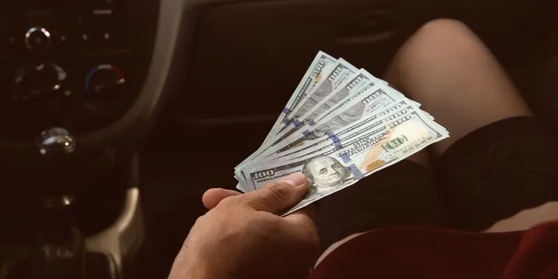 Giới thiệu vấn đề đường dây bán dâm gắn mác sinh viên